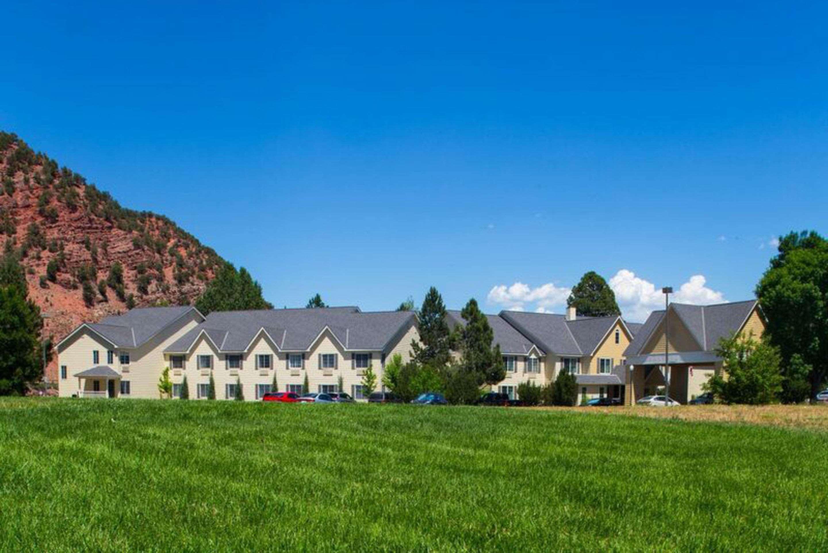 Comfort Inn & Suites Carbondale On The Roaring Fork Esterno foto
